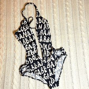 Authentic Dolce & Gabbana Plunging one piece swim suit, IT 2, USA 34